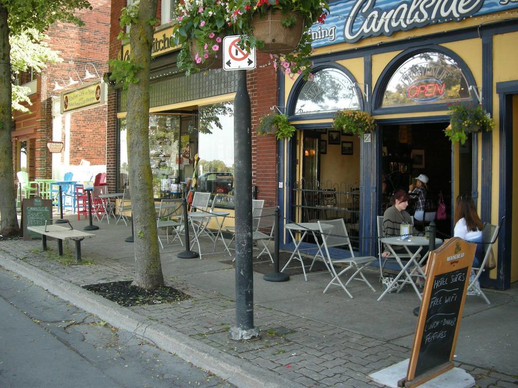 Canalside Restaurant, Inn & Kitchen Store Port Colborne Buitenkant foto