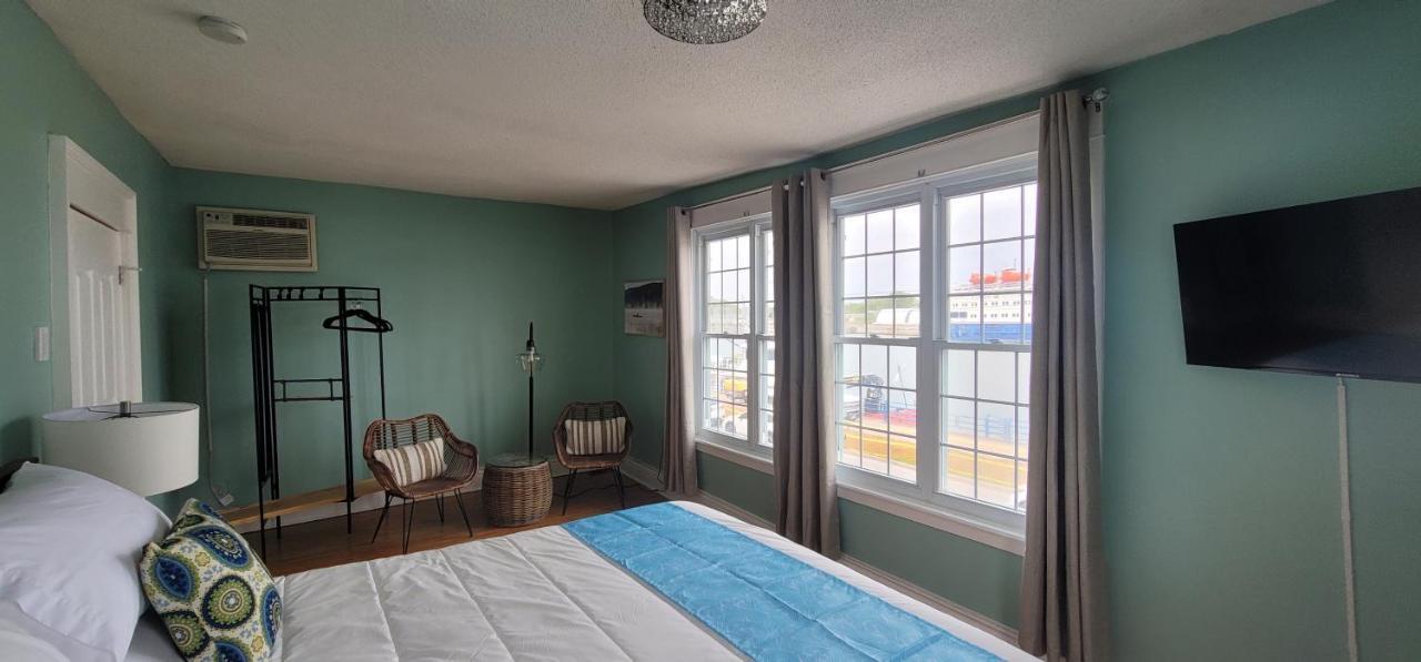 Canalside Restaurant, Inn & Kitchen Store Port Colborne Buitenkant foto